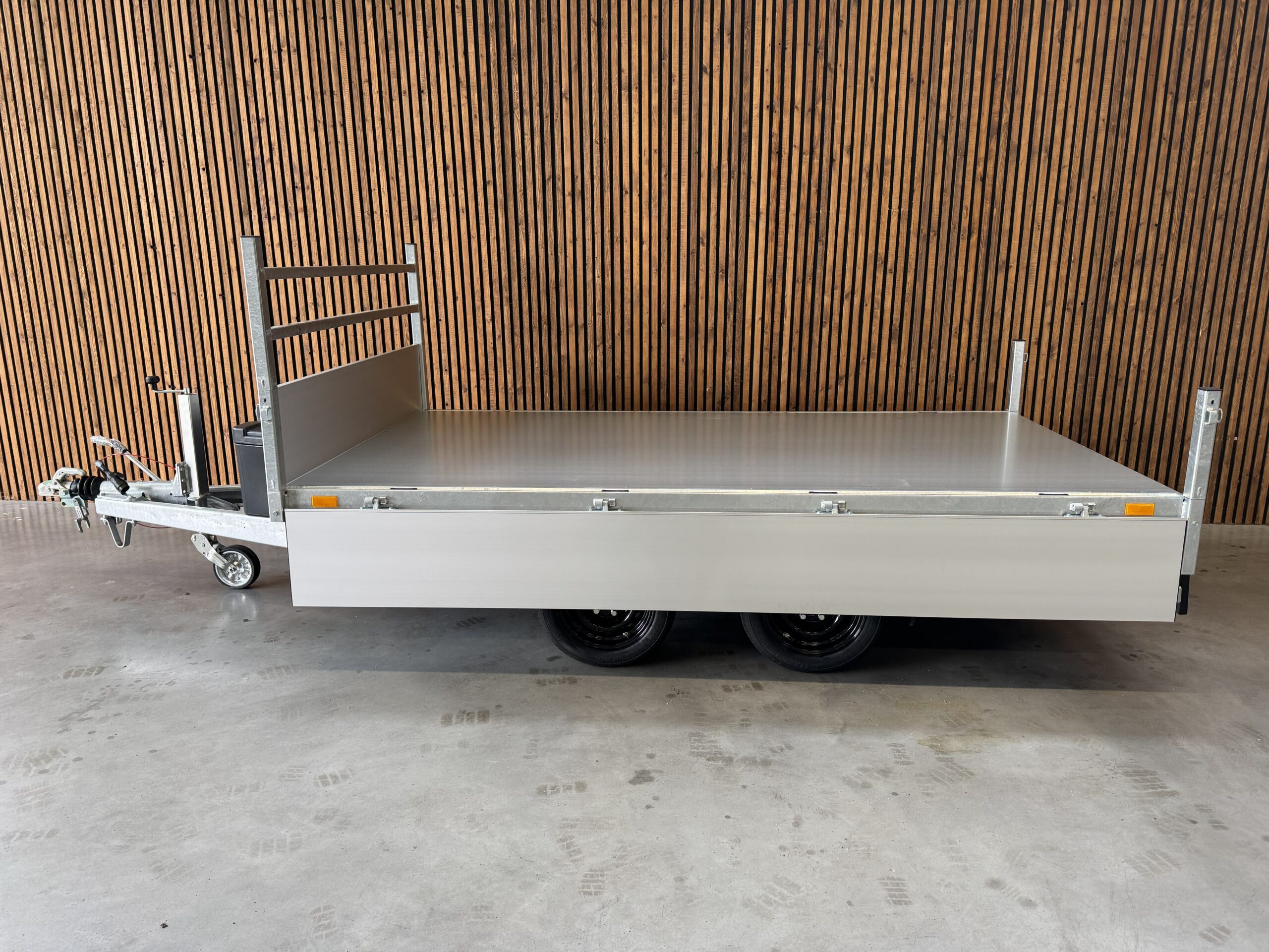 Saris Achterwaartse Kipper K1 306x184 2700kg - Afbeelding 5