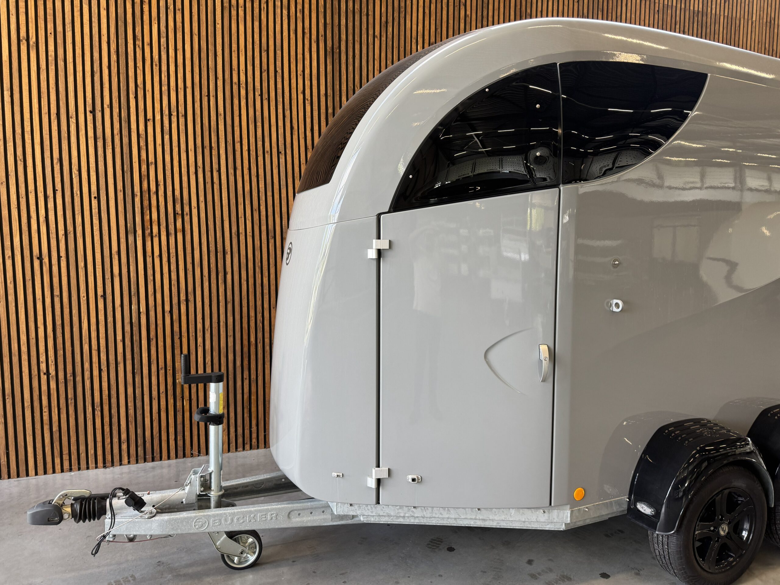 Bücker CARELINER M 345x169 2700kg - Afbeelding 3