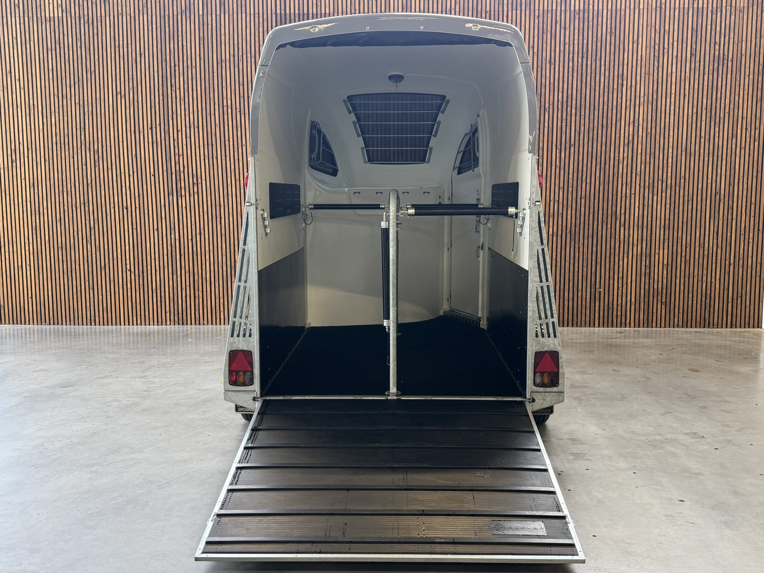 Bücker CARELINER M 345x169 2700kg - Afbeelding 8