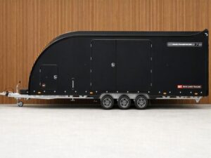 Brian James Race Transporter 7 600x230 3-as 10 inch 3500kg Black Body
