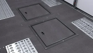 Race Transporter 7, Centrale opbergbakken en deksels