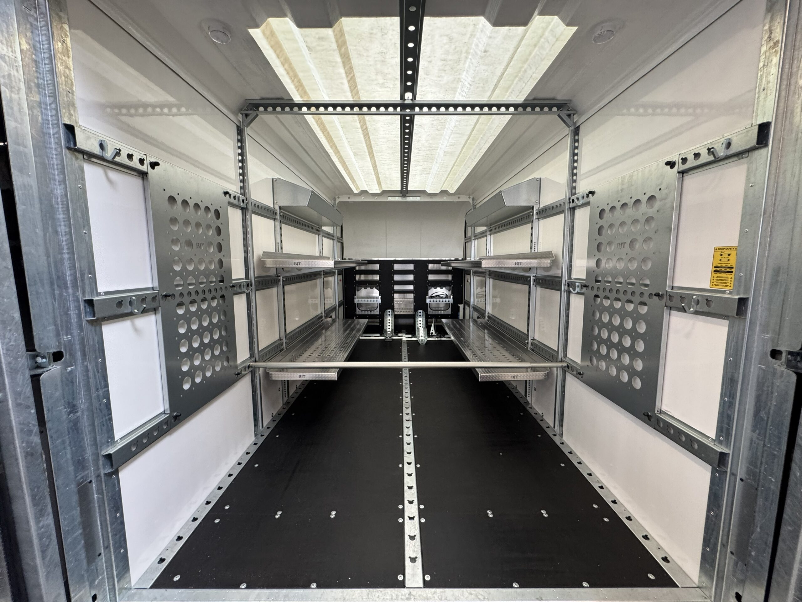 Brian James Box Van 450x190 3500 kg - Afbeelding 8