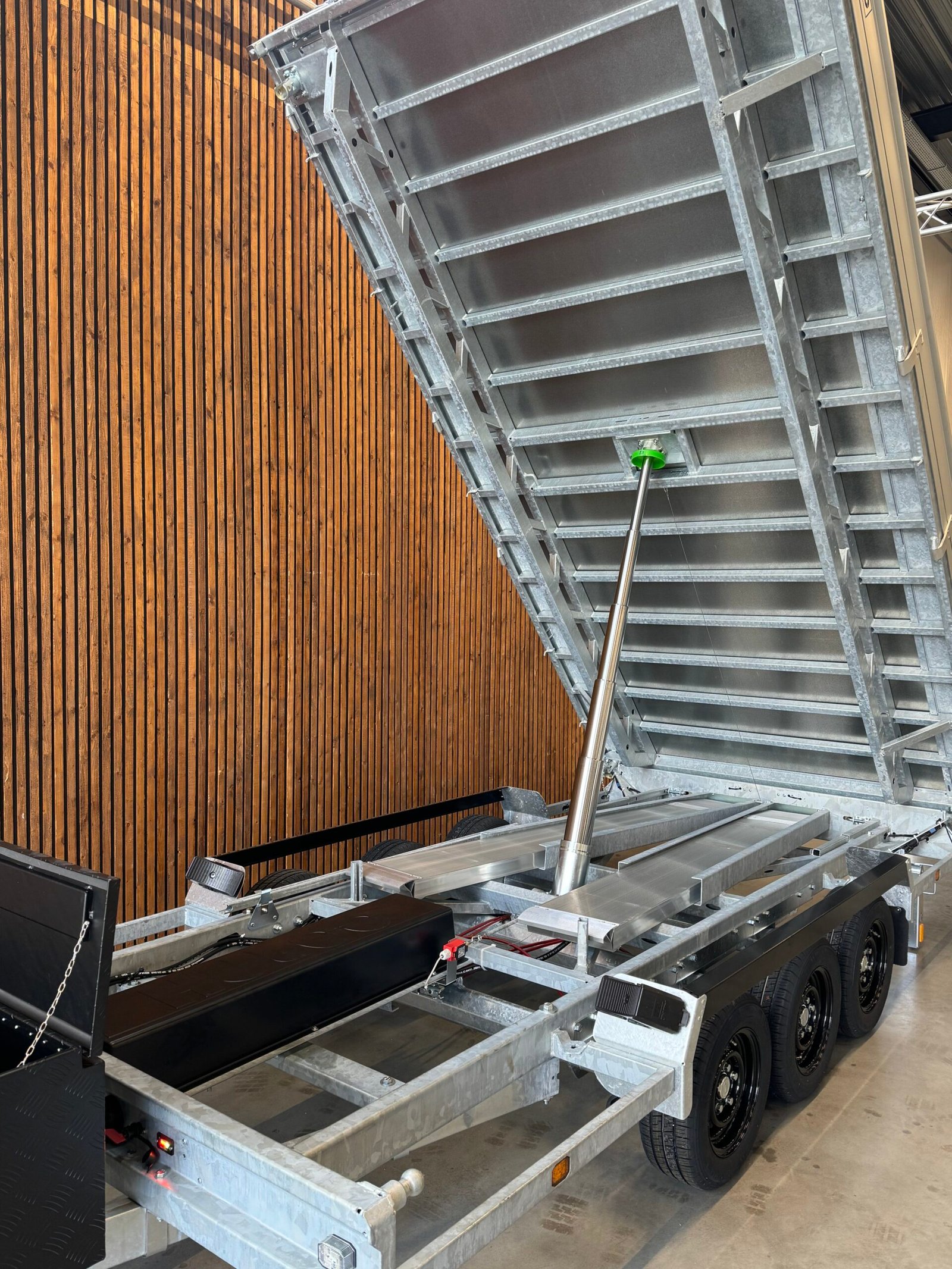 Hulco kipper Benax 405x203 3-as 3500kg - Afbeelding 3