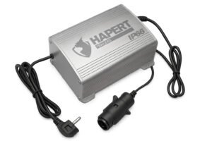 Acculader spatwaterdicht IP66