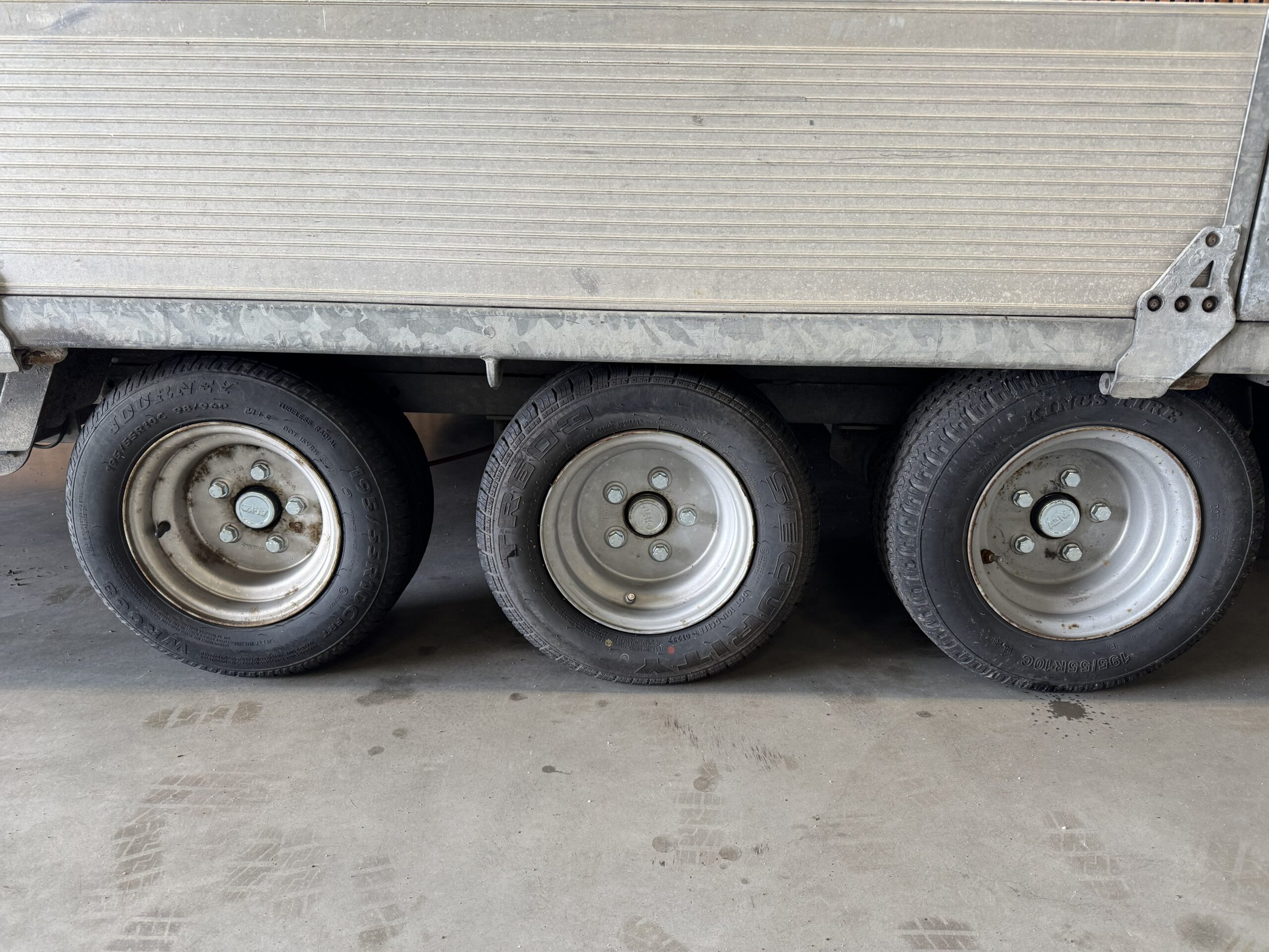 Brian James Cargo Tiltbed 450x200 3500kg 3-as - Afbeelding 5