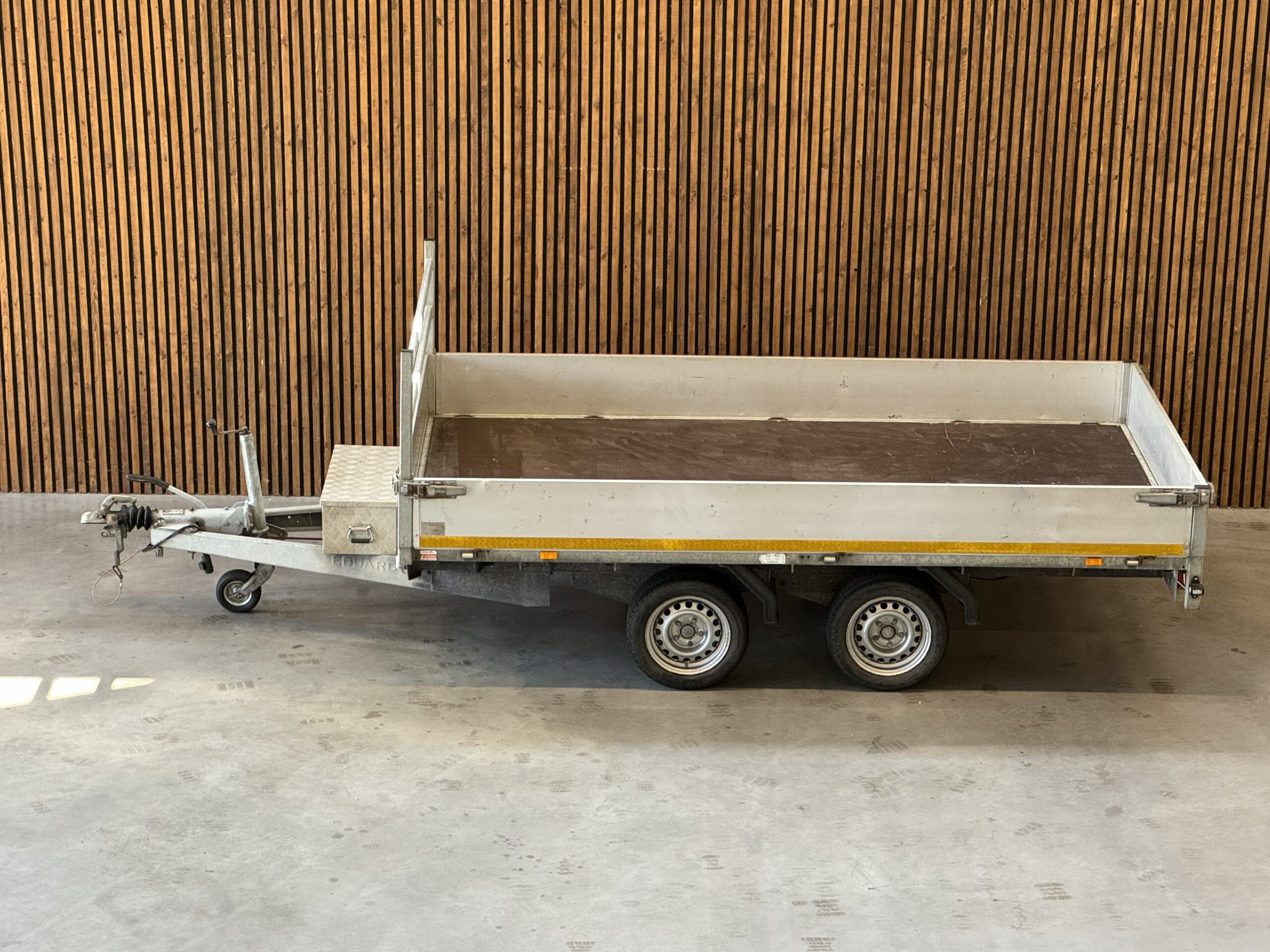 Hapert Azure Plateauwagen 305x160 2000kg 2-as