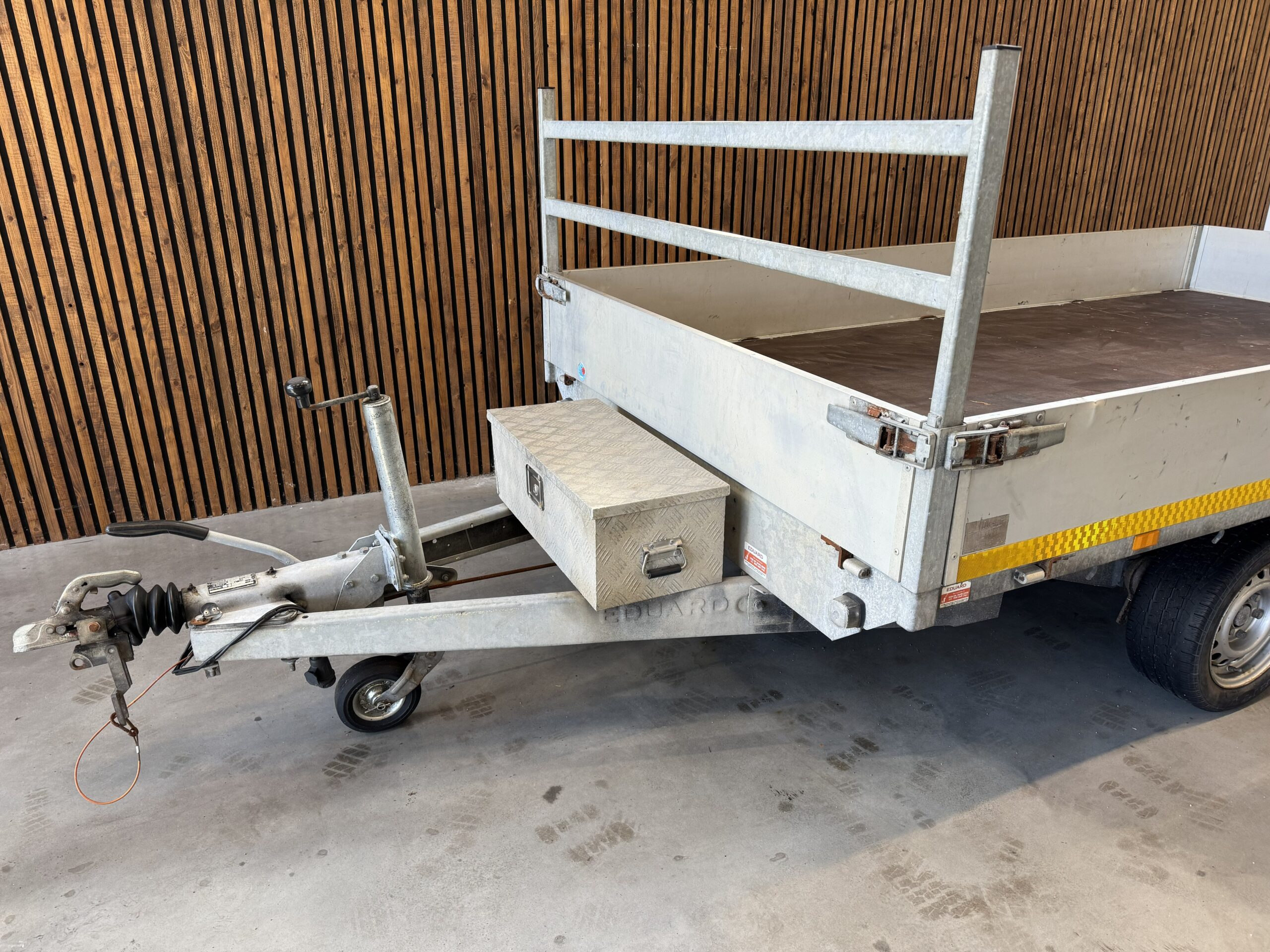 Hapert Azure Plateauwagen 305x160 2000kg 2-as - Afbeelding 3