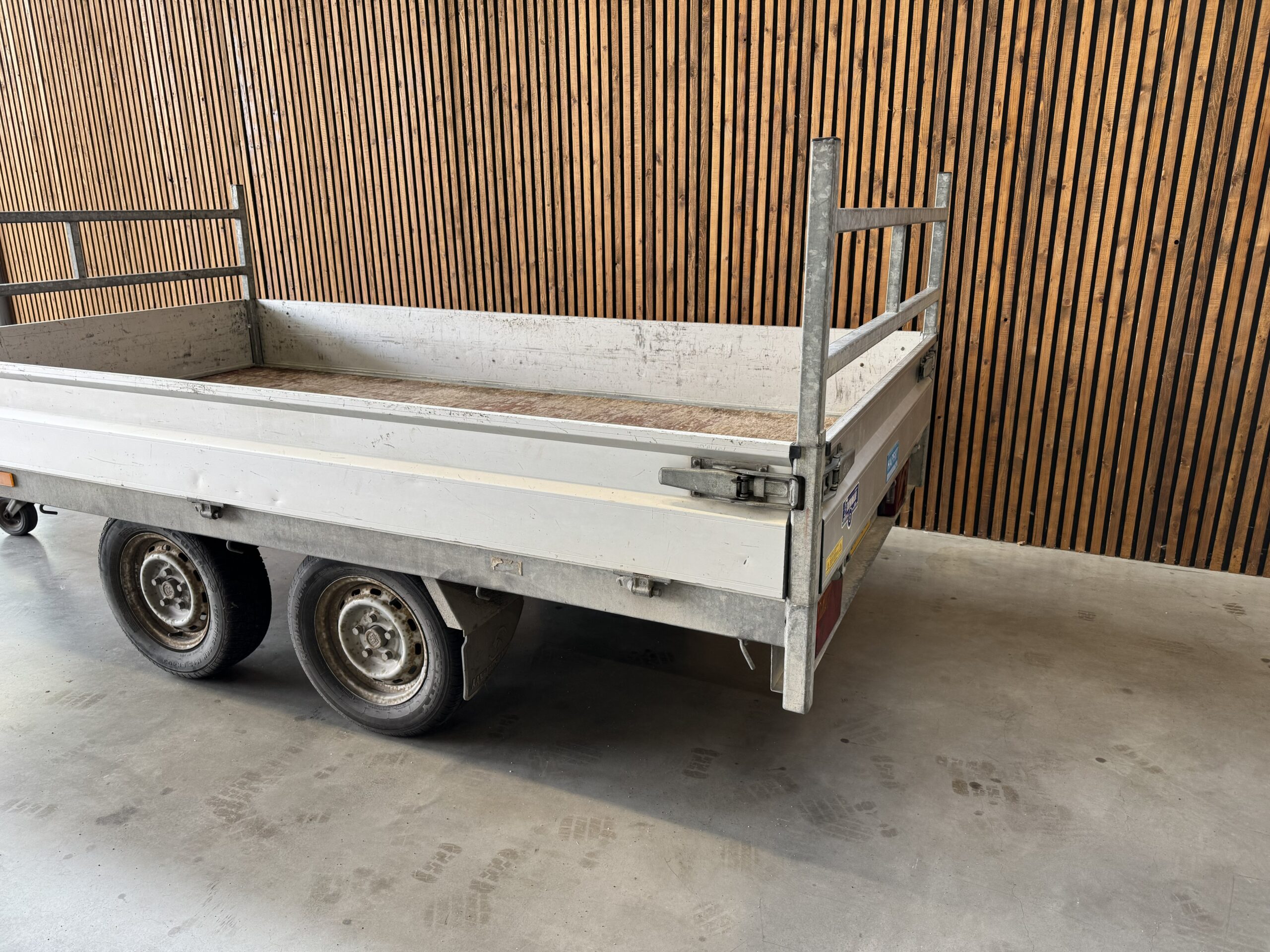Hapert Azure Plateauwagen 305x160 2000kg 2-as - Afbeelding 5