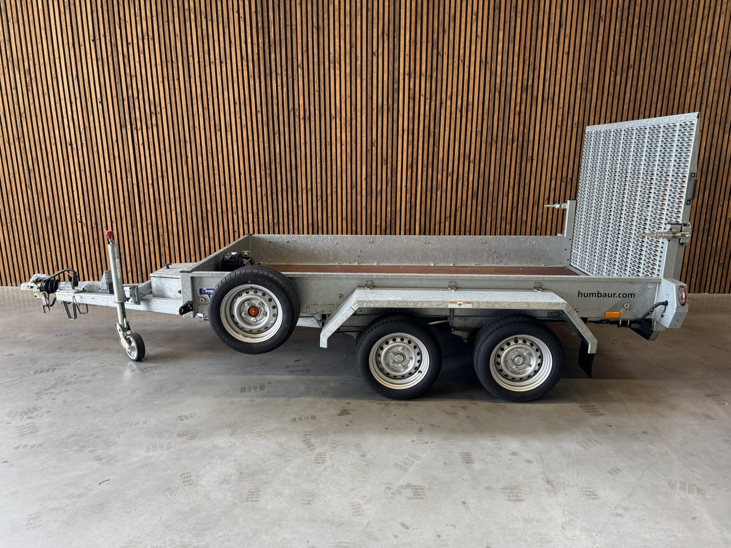 Humbaur Senko 253016 300x160 2500kg 2-as (hydraulisch afzinkbaar) - Afbeelding 3