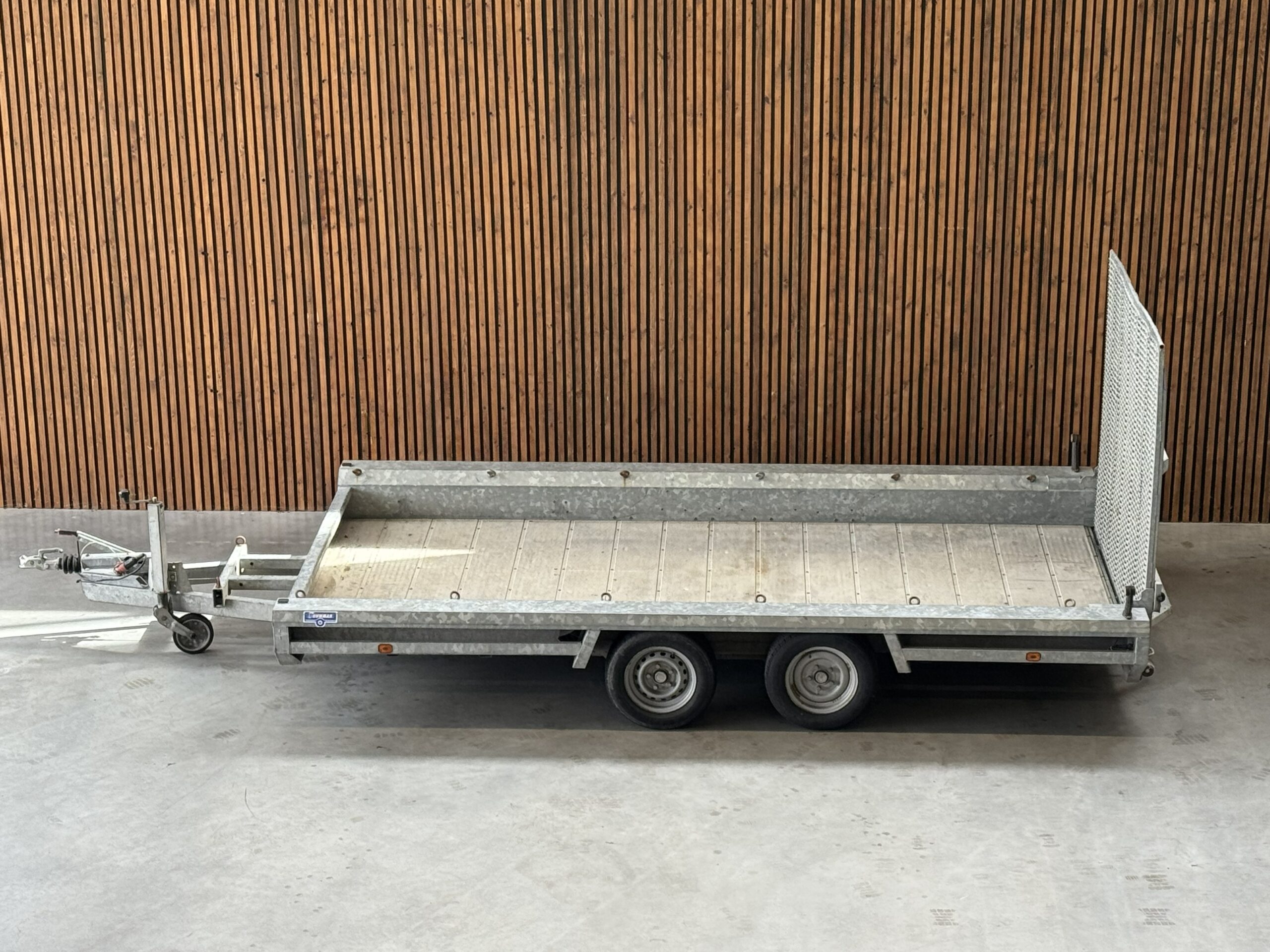 Hulco Terrax-2 Lange Klep 394×180 3000kg 2-as